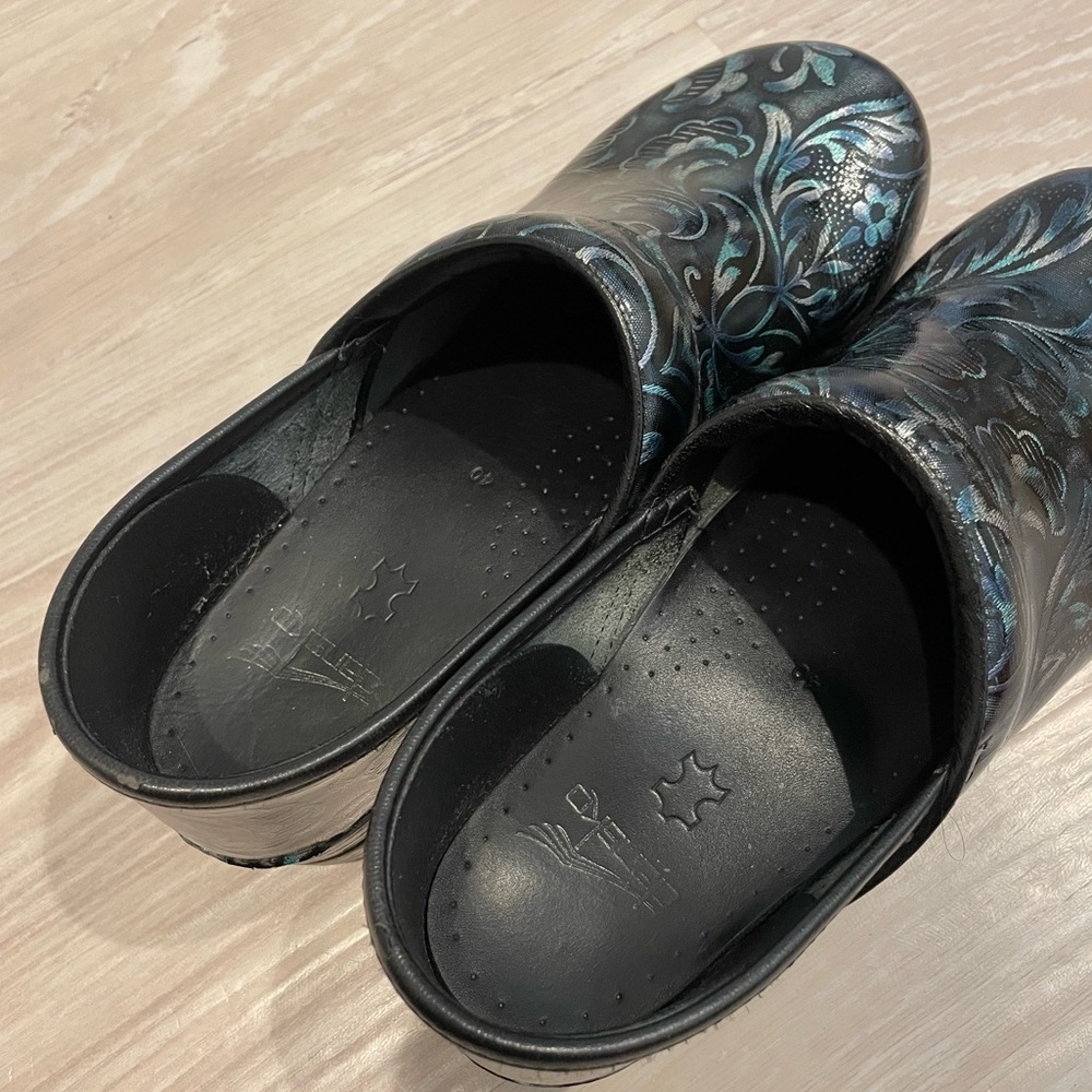 EUC Dansko Professional, Size 40 - Picture 4 of 5